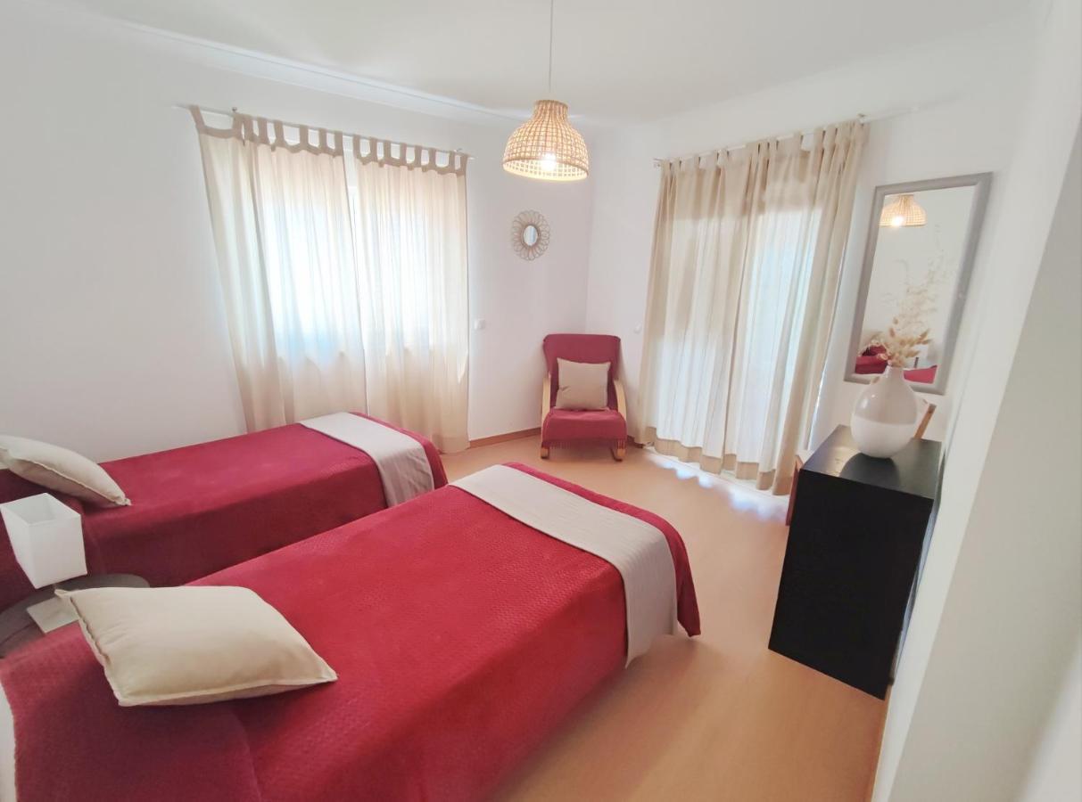 Pksc Surf House Hotel Peniche Room photo